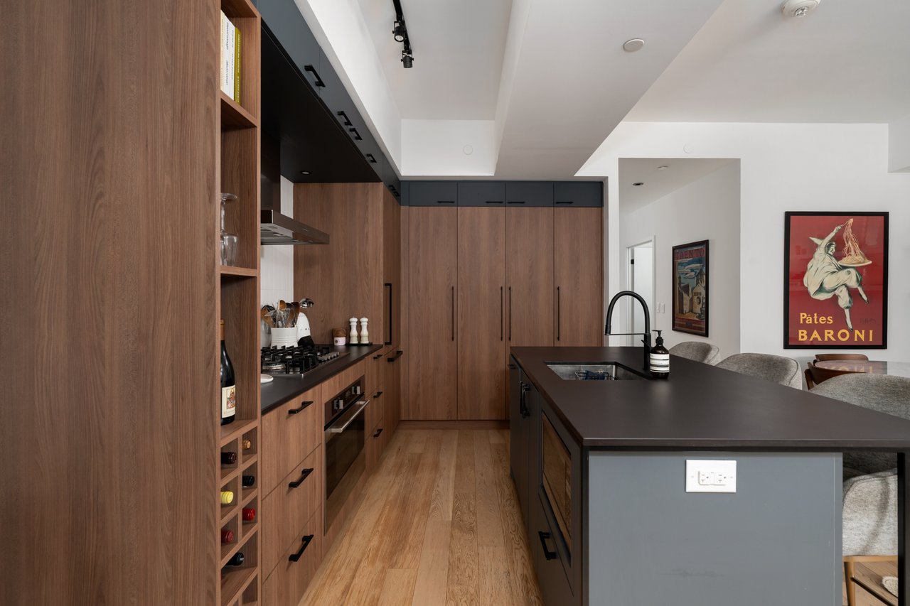 302-41 Dovercourt Rd