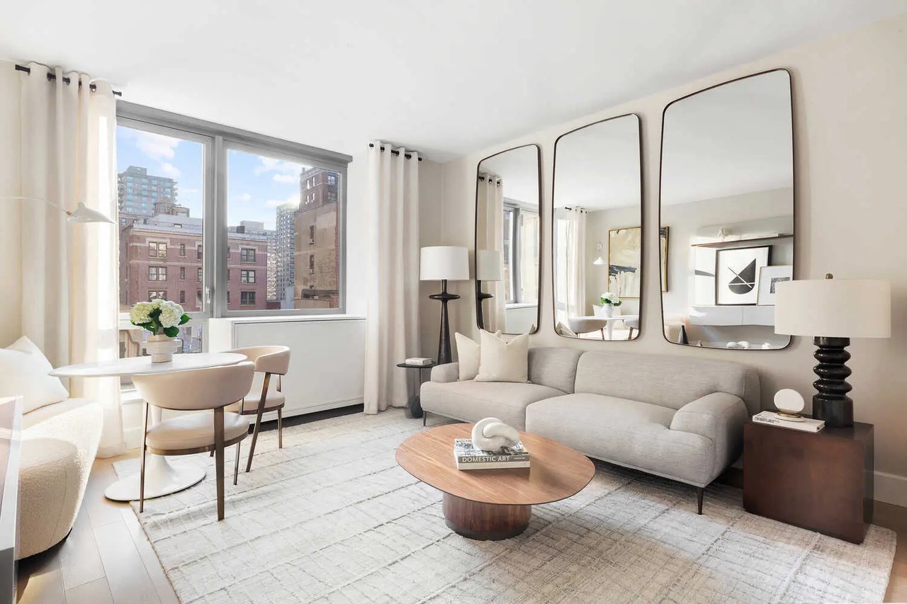 Homes for Sale in Manhattan and Brooklyn