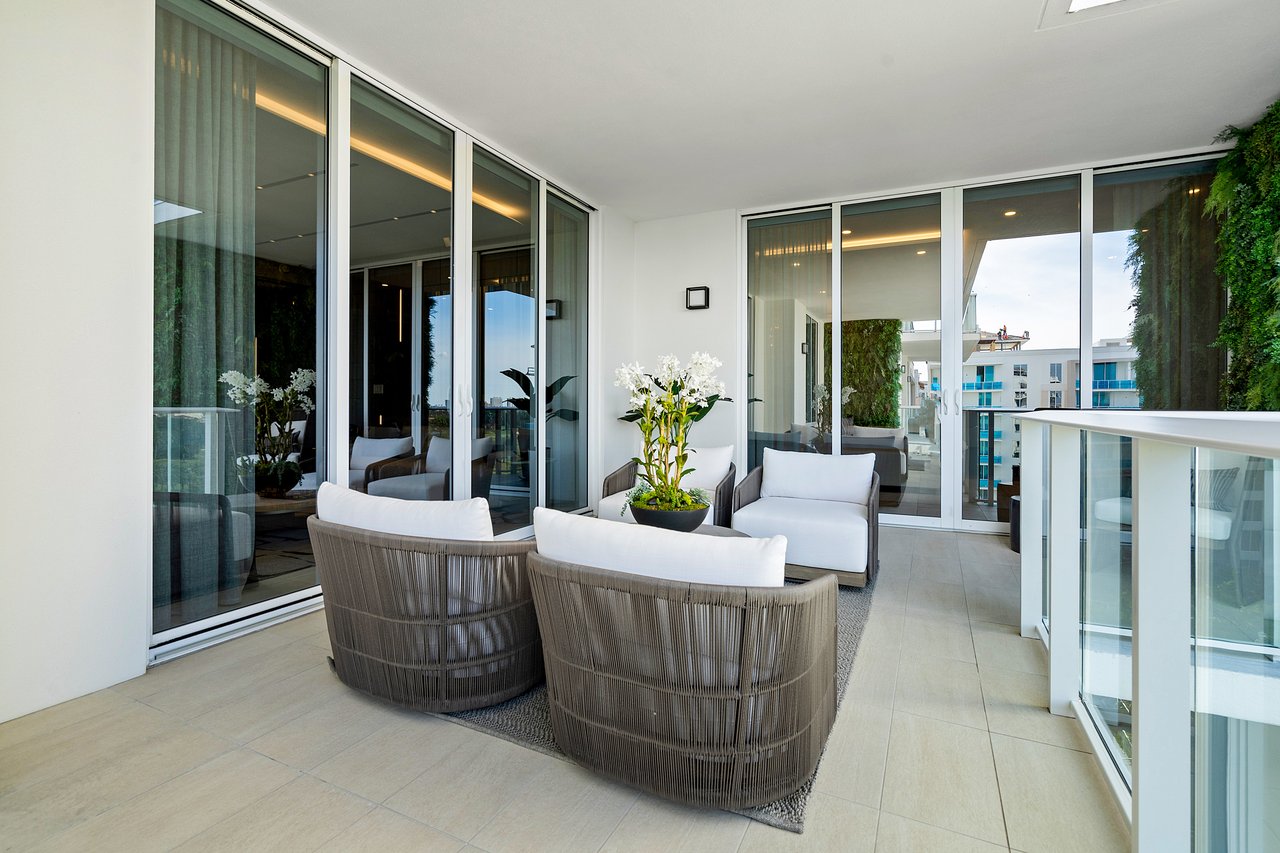 200 SE Mizner Blvd #809