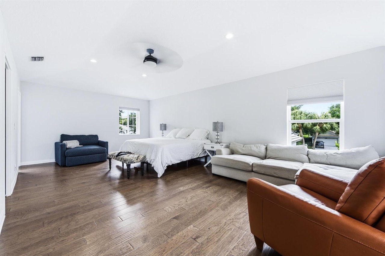 573 Cocoplum Drive, E