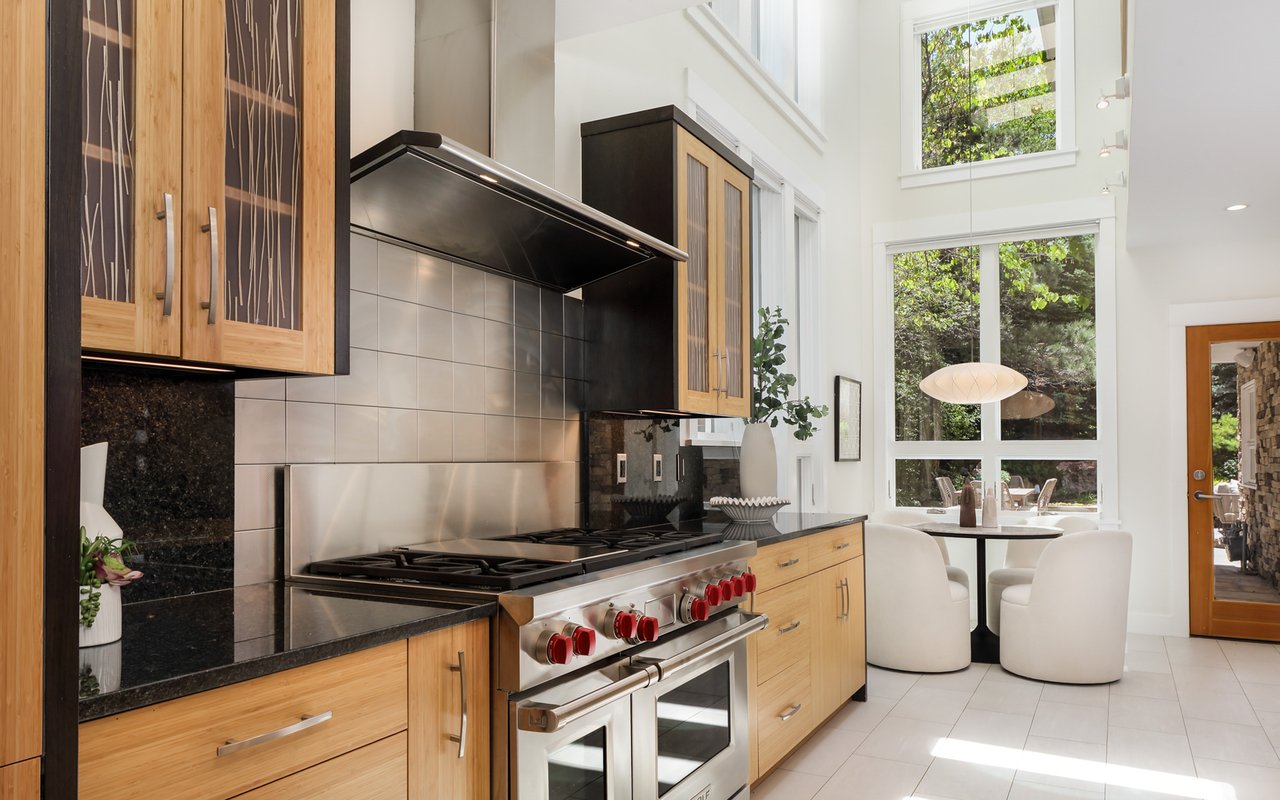 900 6th Street