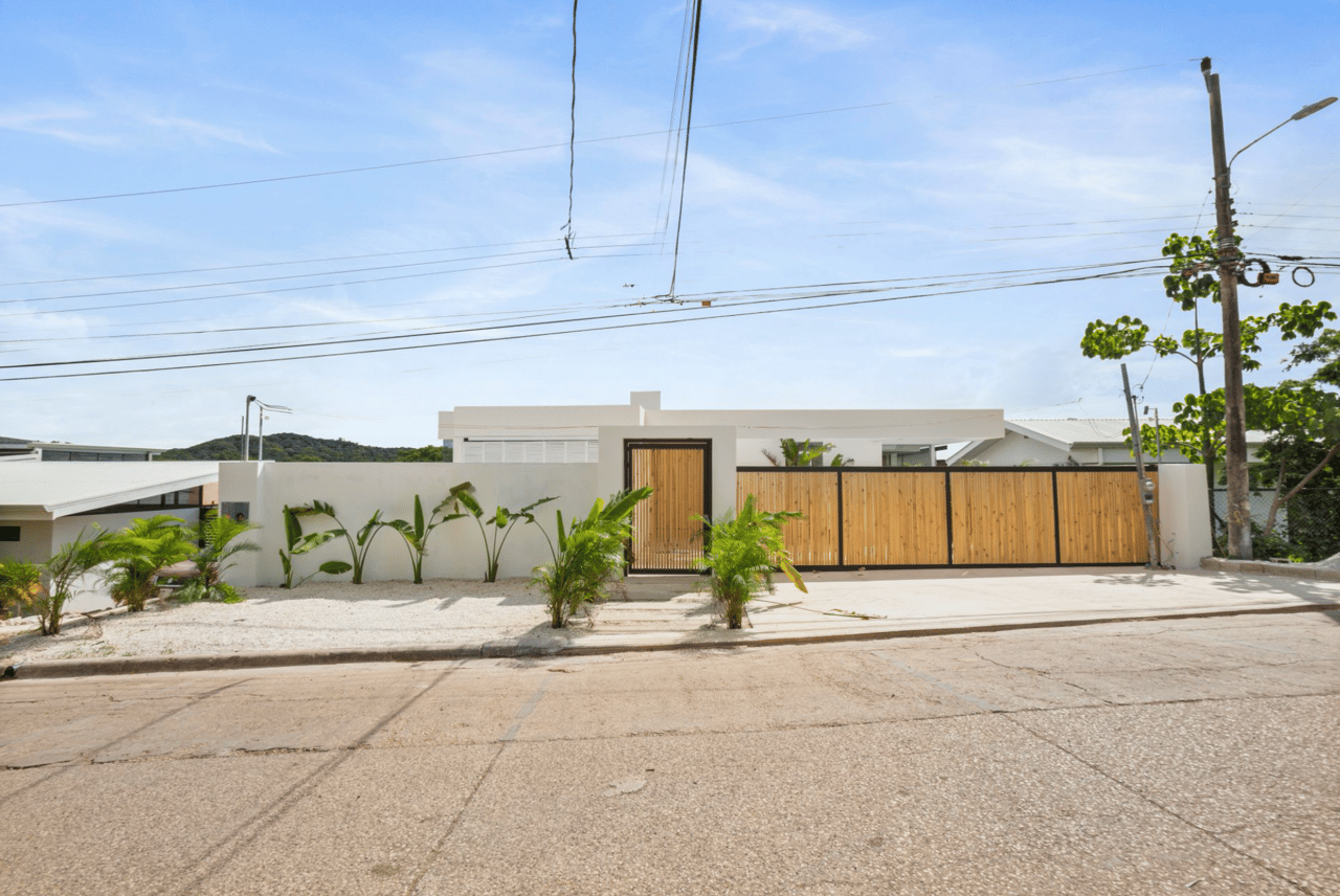 Villa Joba - Modern Villa With Beach Club Membership - Tamarindo