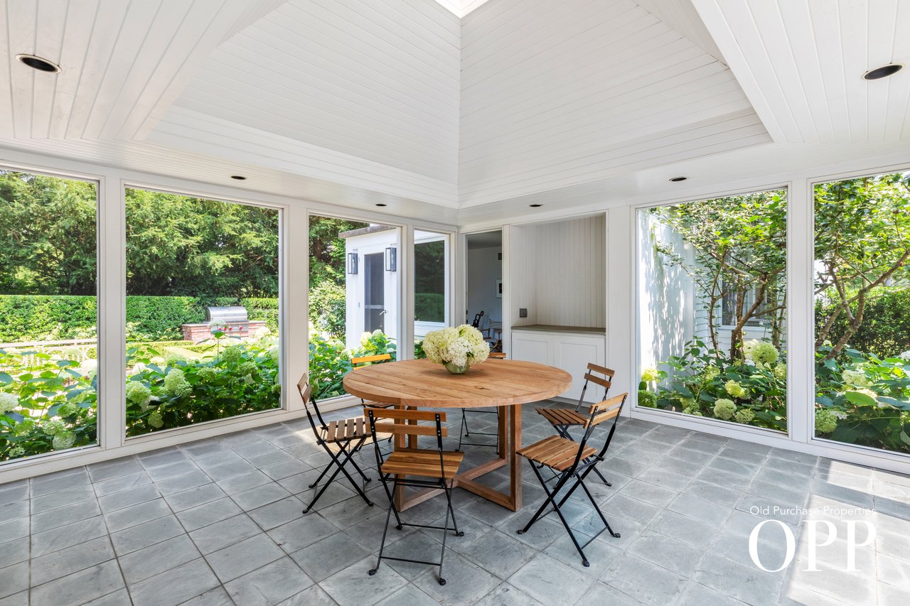 HIGHEST NON-WATERFRONT SALE IN BELLPORT VILLAGE
