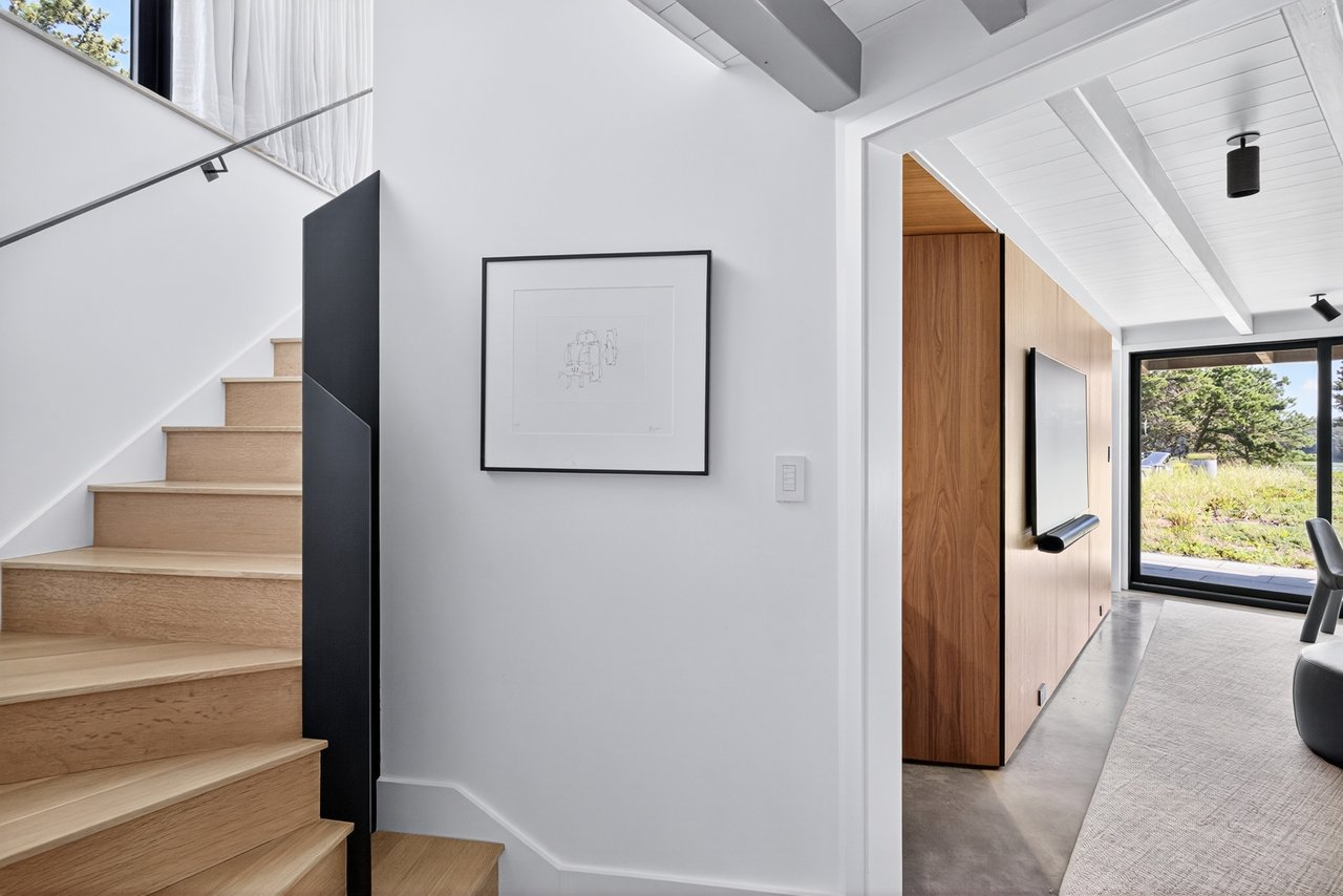 Cape Cod Modernist Masterpiece