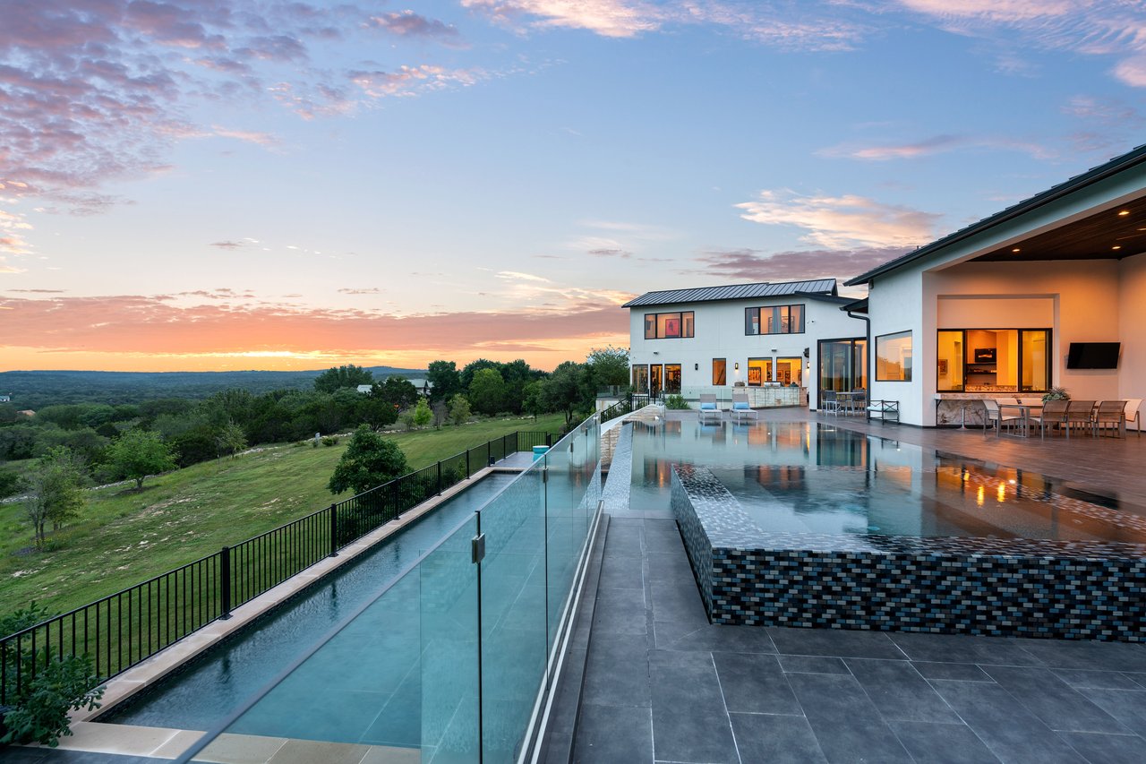 Spanish Oaks Estate