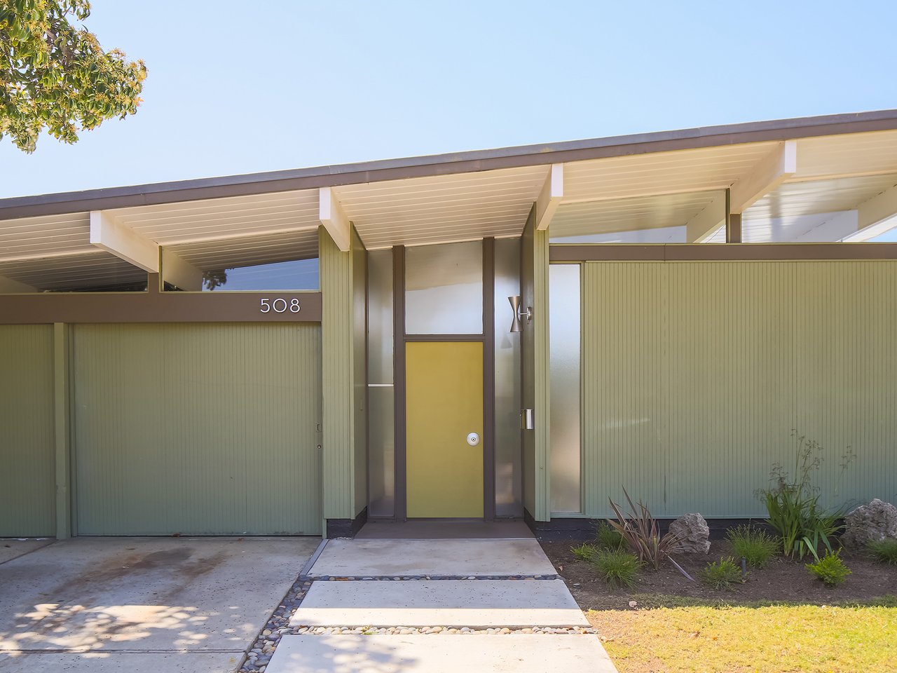 EICHLER Home For Lease In Orange....The ONLY One