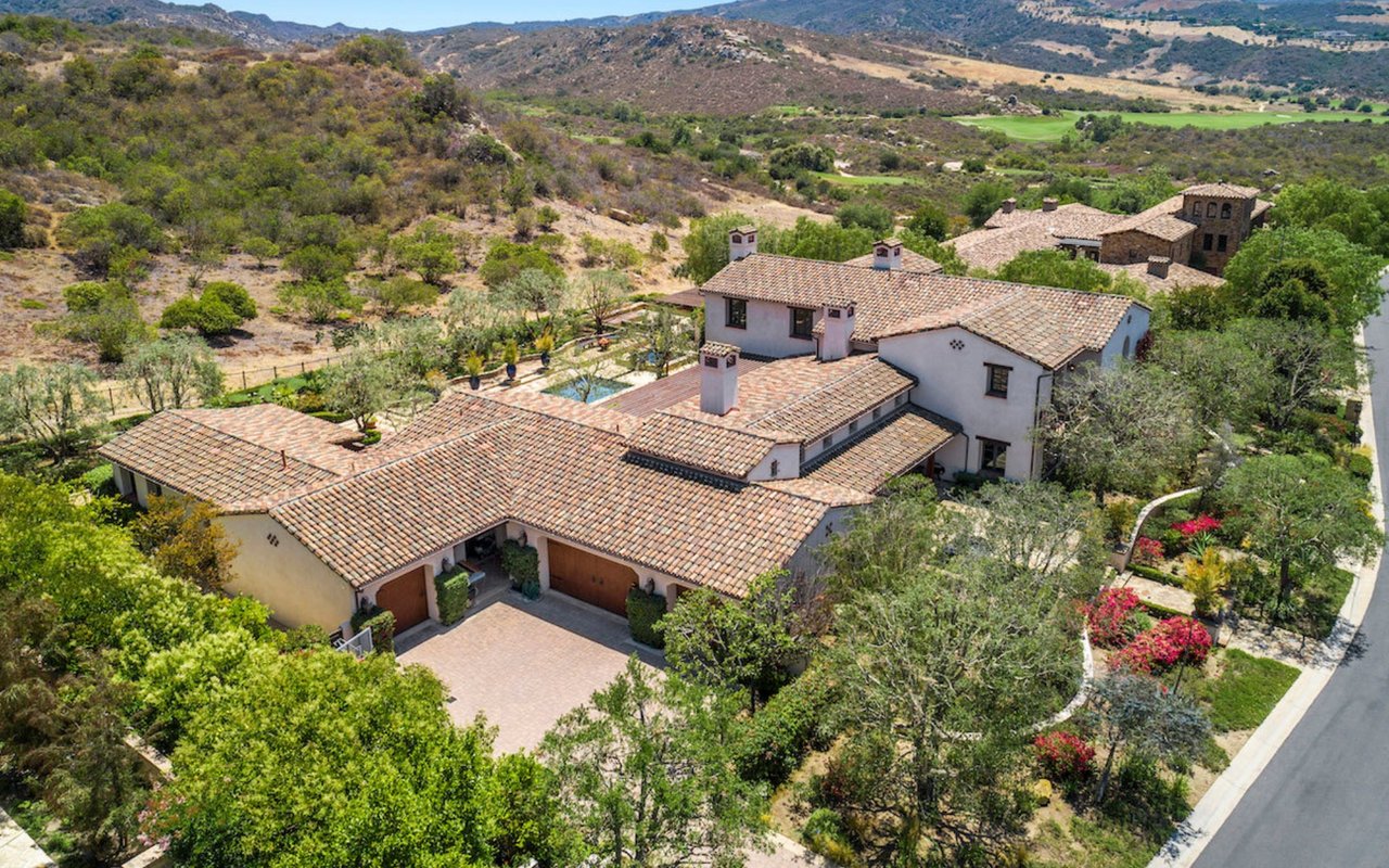 Santa Barbara Compound in Exclusive Shady Canyon Offers Luxurious Amenities
