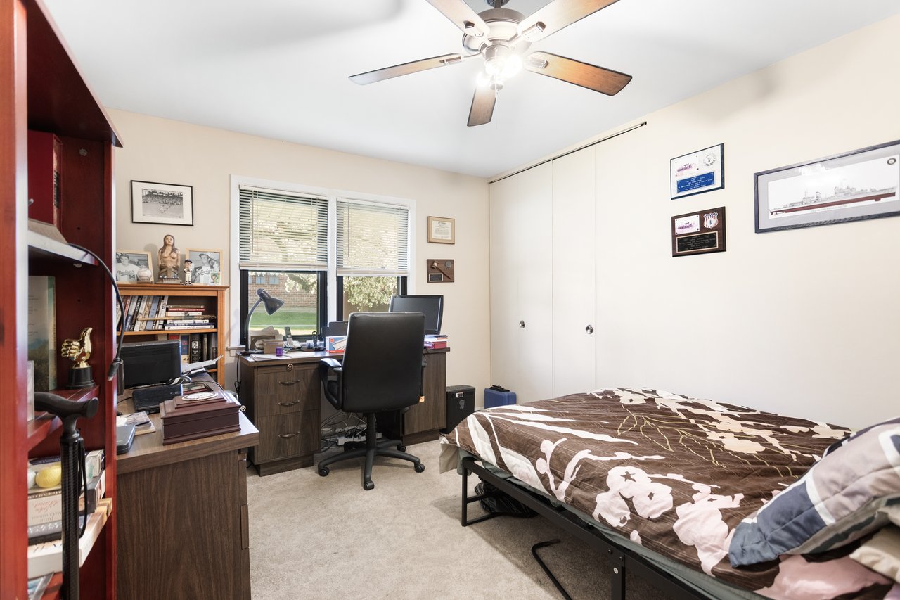 37 Sussex Drive Unit: B