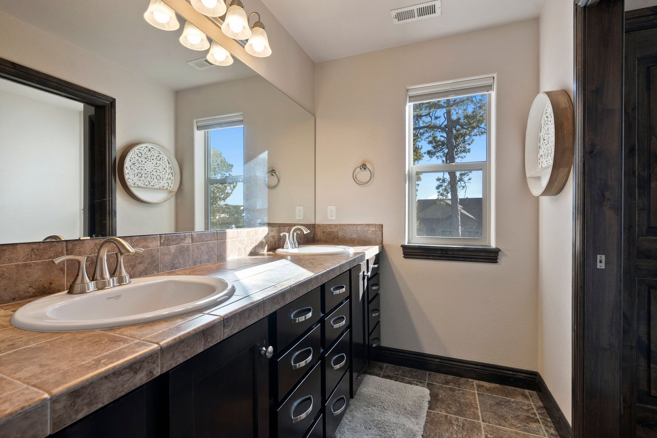 17576 Cabin Hill Lane