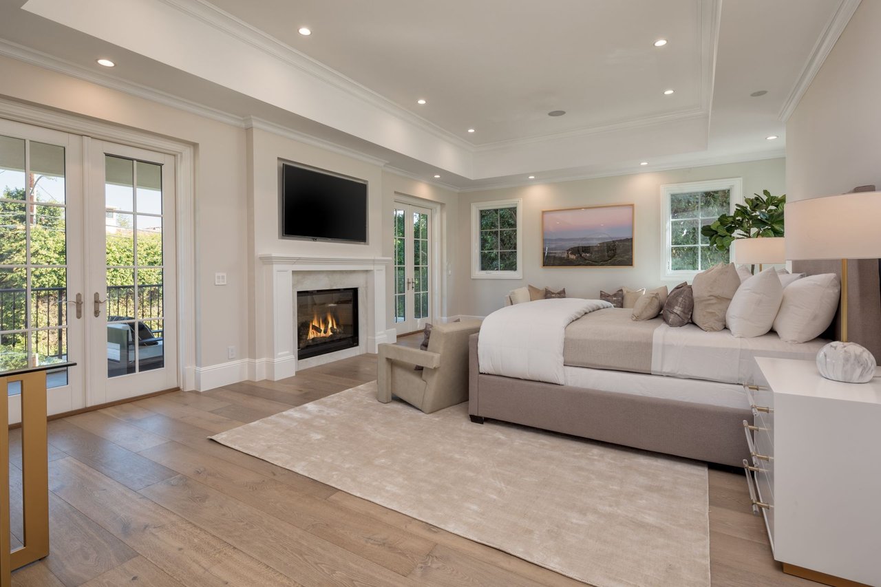 604 Walden Dr