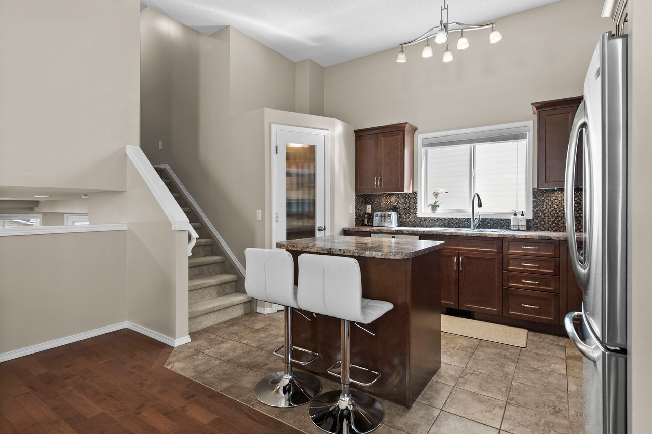 36 Hidden Hills Road NW