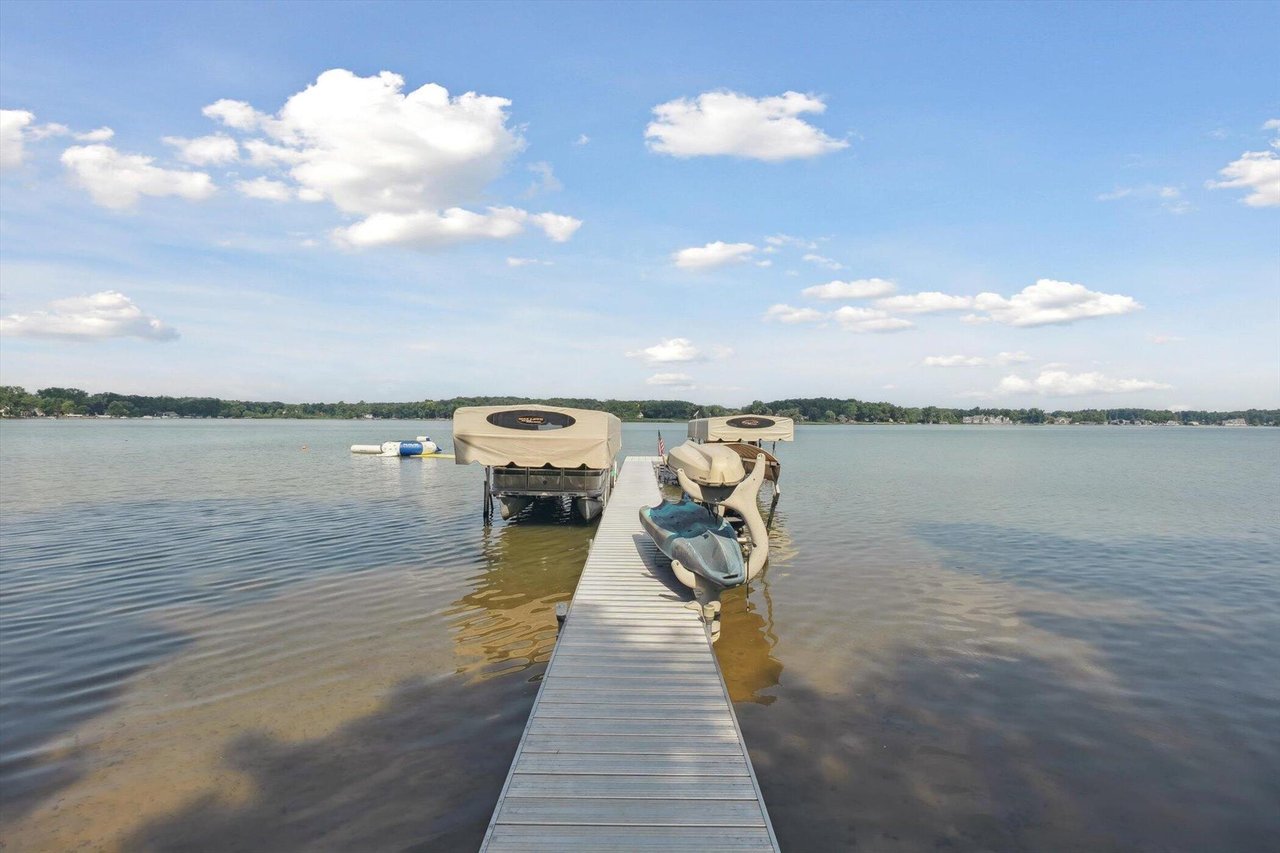 240 AQUAMARINE DRIVE