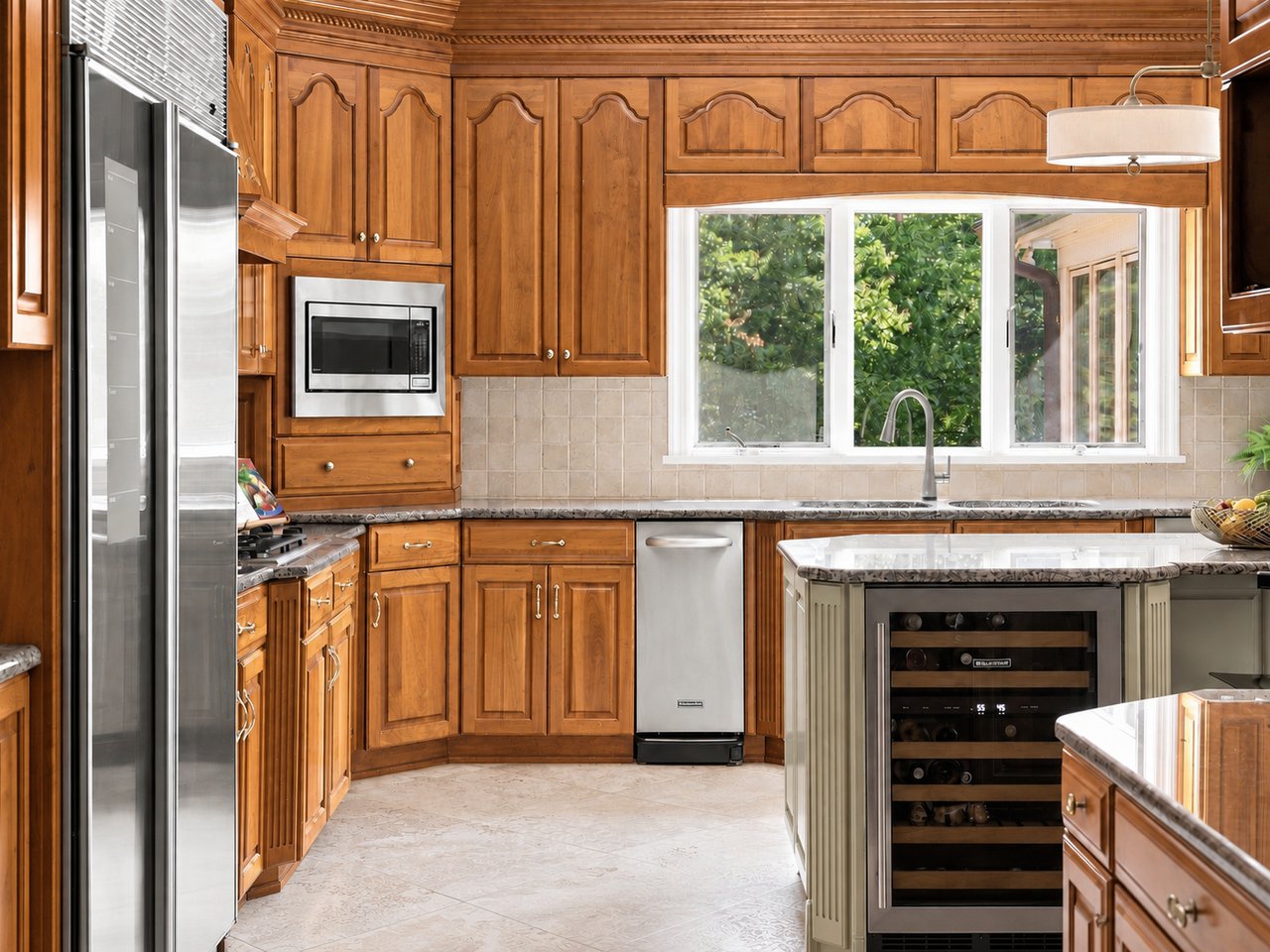 285 Hartshorn Drive, Short Hills, NJ 07078