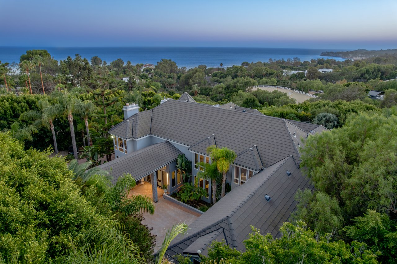 27551 Pacific Coast Hwy