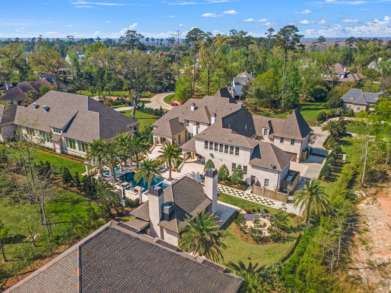 119 Cardinal Ln