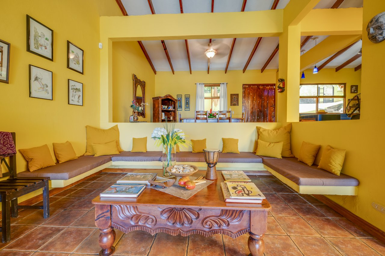Casa Marazul | Ocean-View 5-Bedroom Home with Guest House & Infinity Pool near Playa Prieta