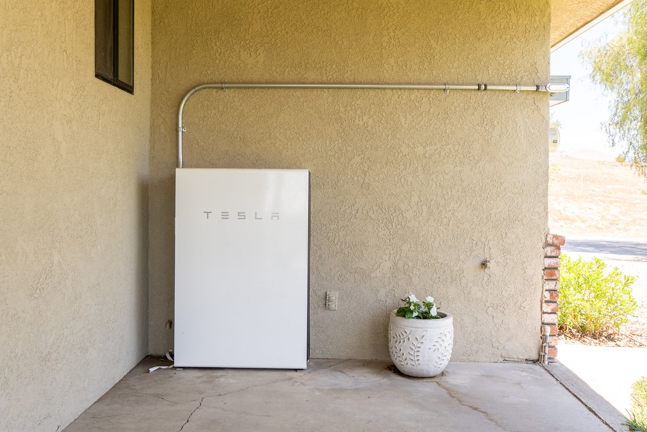 Soak in the View - Dive into Luxury