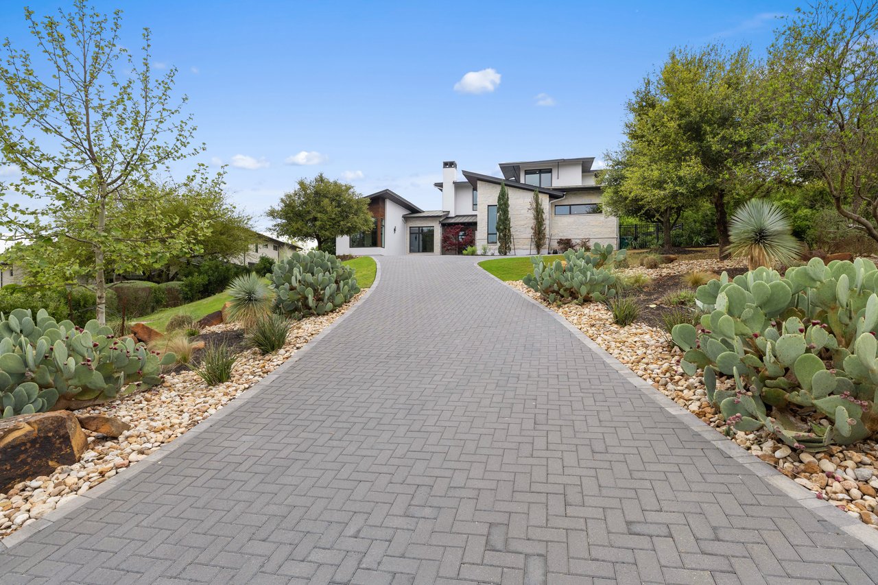 4709 Pecan Chase