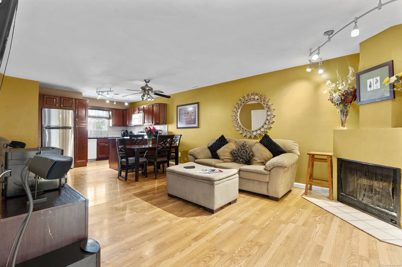 11 Finney Lane Unit 6