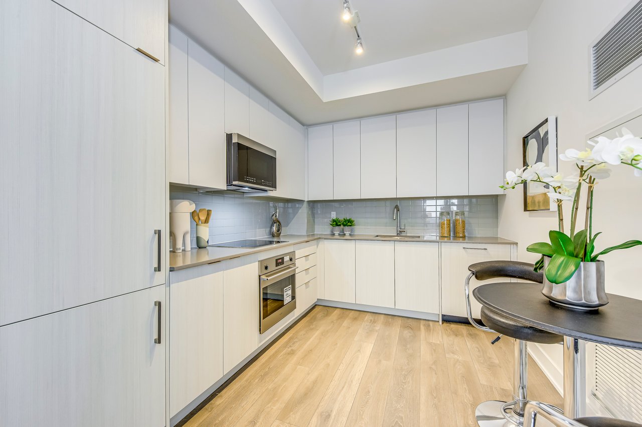 297 Oak Walk Drive #1108