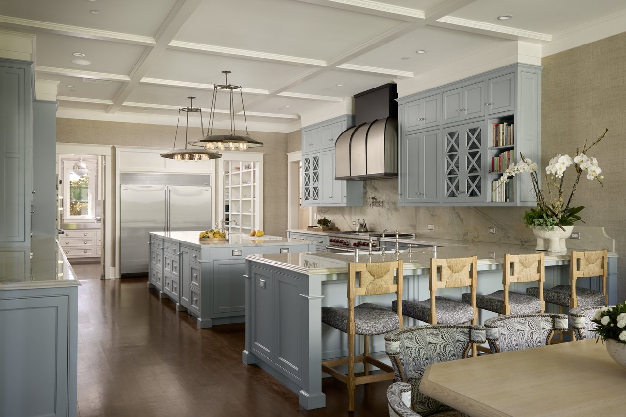 250 N Carolwood Dr, Holmby Hills