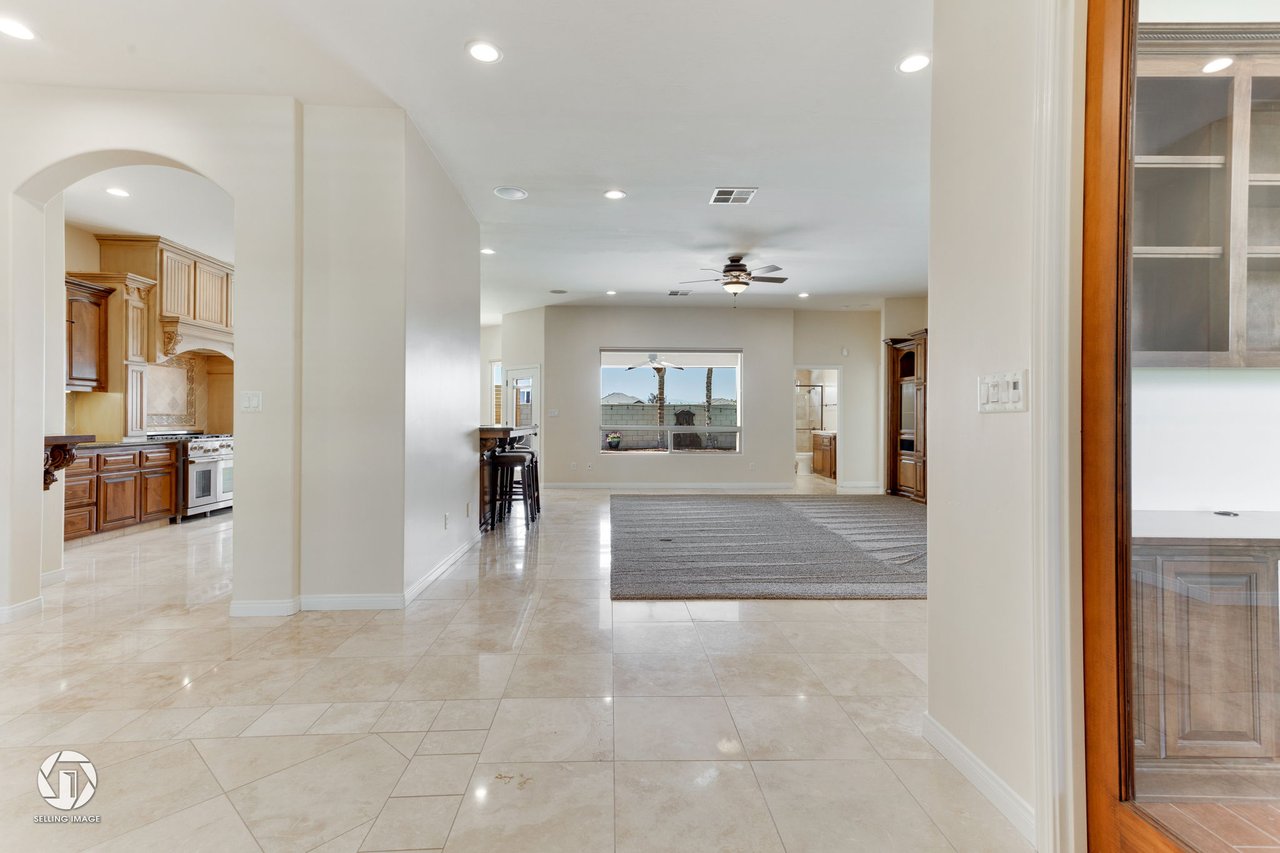 14201 Santa Fe Ct