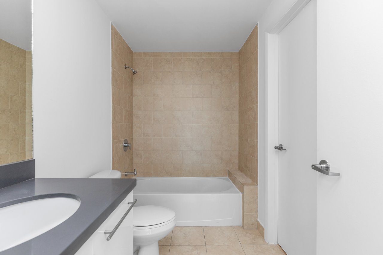 90 SW 3rd St Unit #3501 Miami 