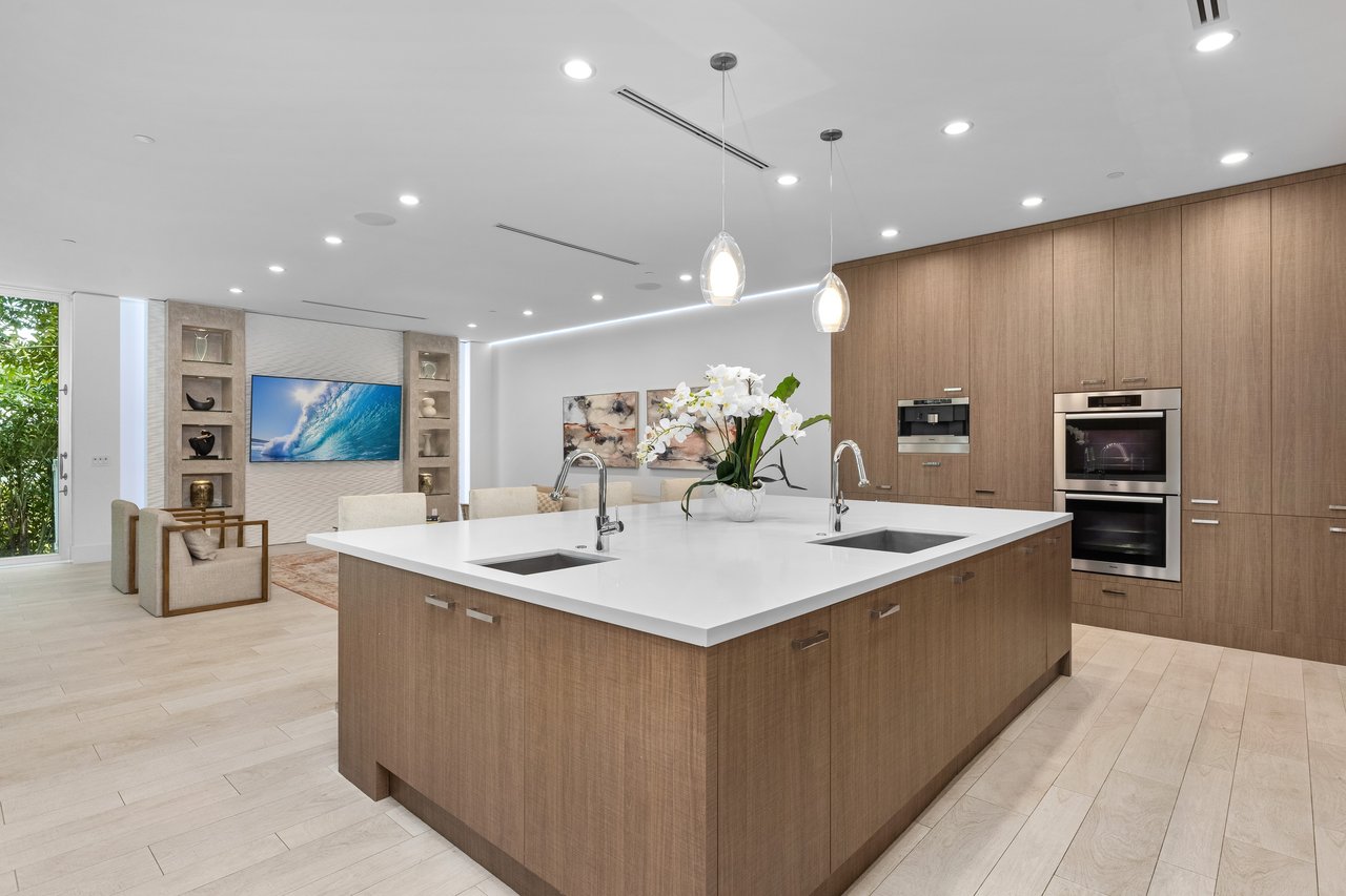 1005 Bucida Rd, Delray Beach