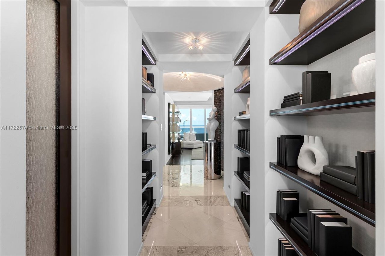 1 Fort Lauderdale Beach Blvd #2102