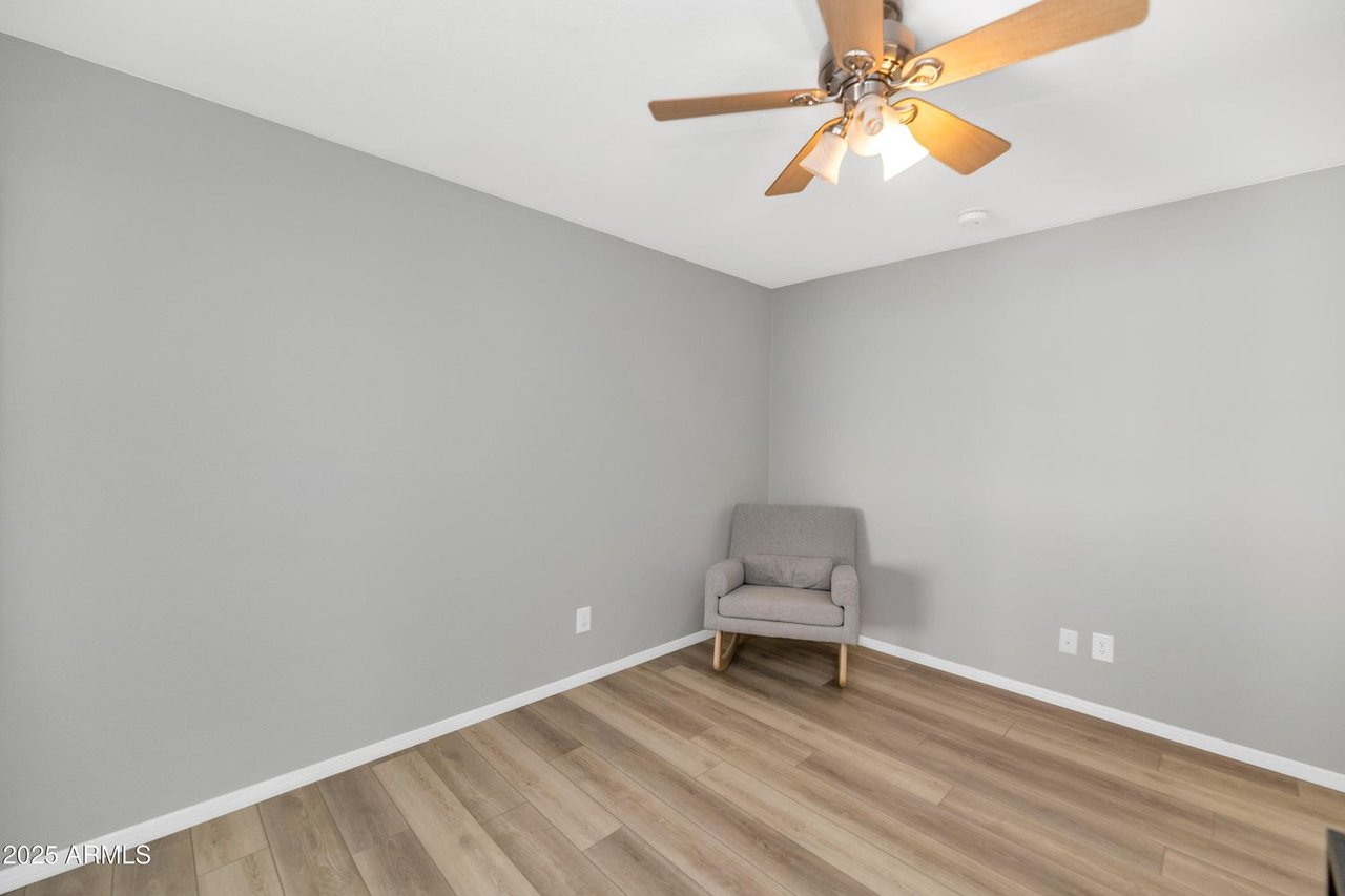 7917 E Cactus Wren Rd