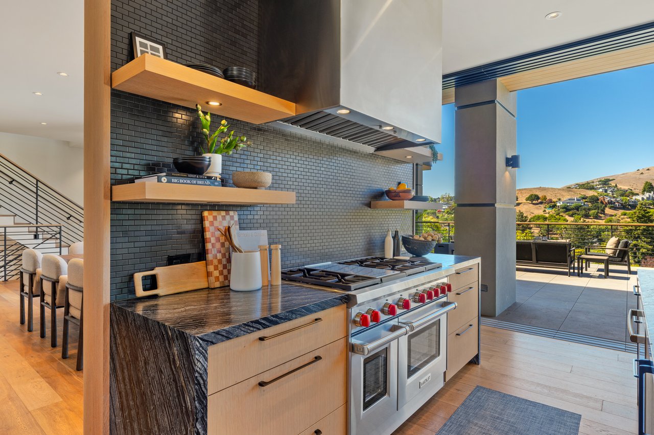 Modern Luxury - Completed in 2020