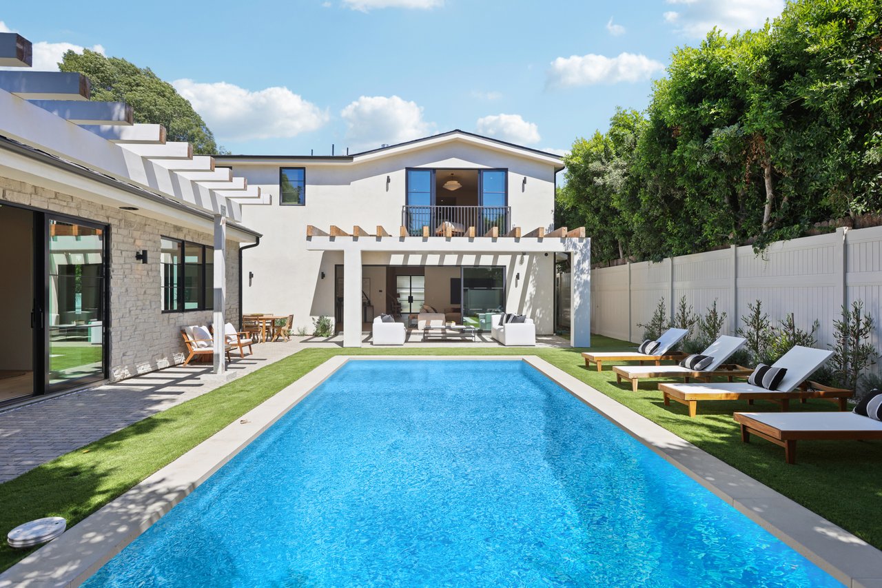 4113 Woodman Ave, Sherman Oaks
