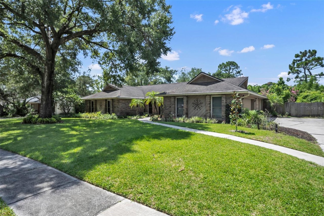 1136 Pheasant Cir