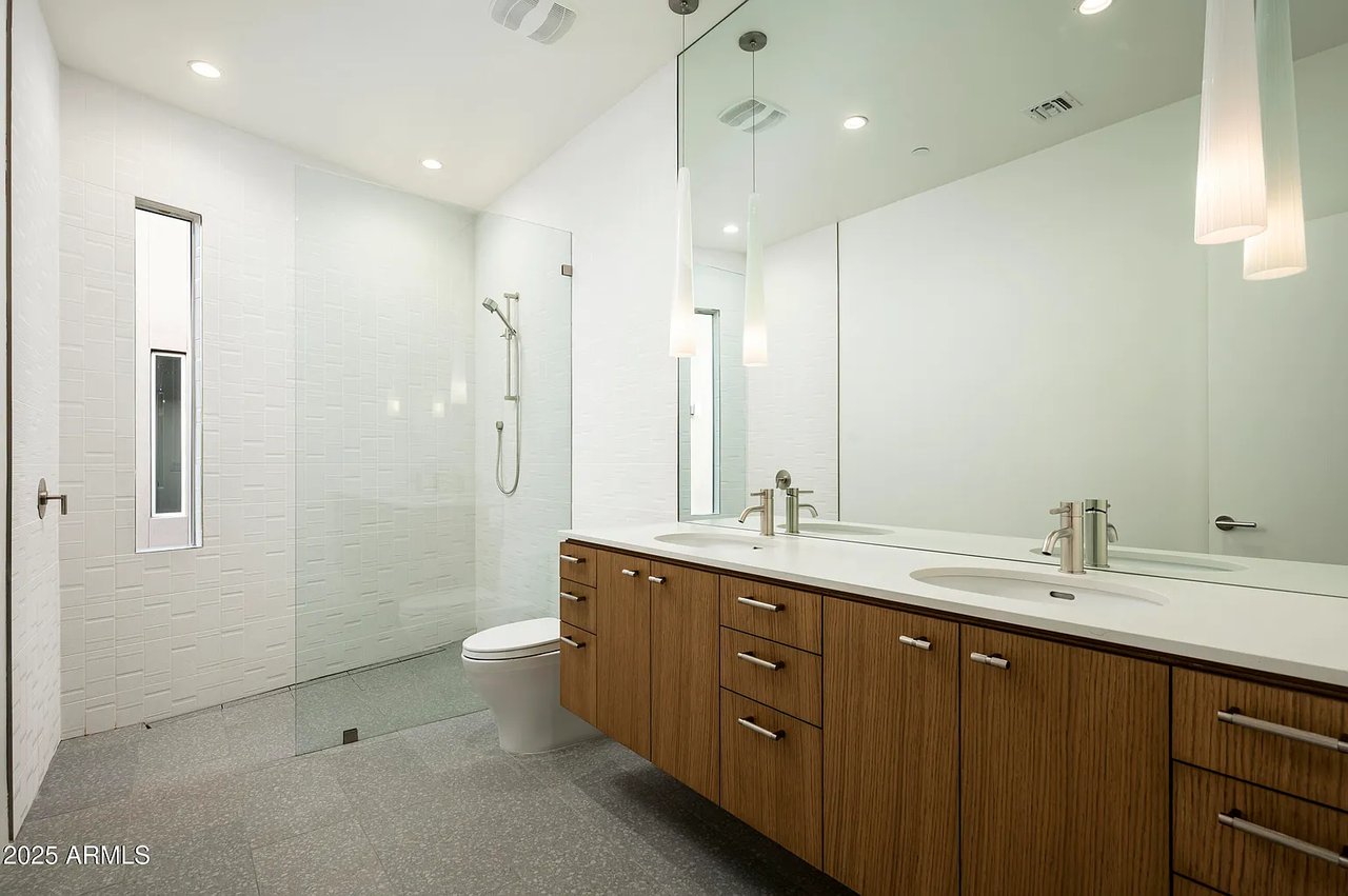 5120 N CASA BLANCA Drive