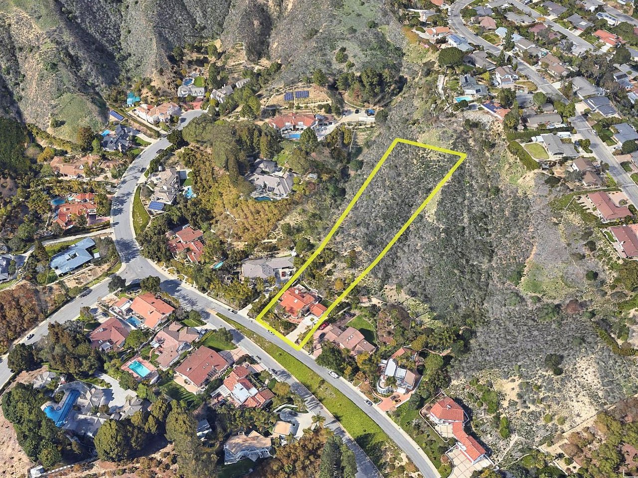 6016 Bridgeview Dr, Ventura, CA 93003