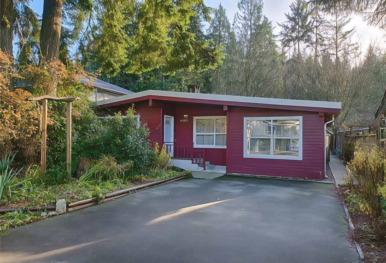 4465 Cove Cliff Rd
