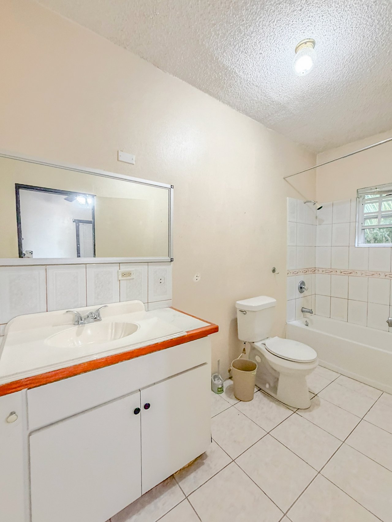 372 Cane Garden Bay 2 Bedroom Apartment