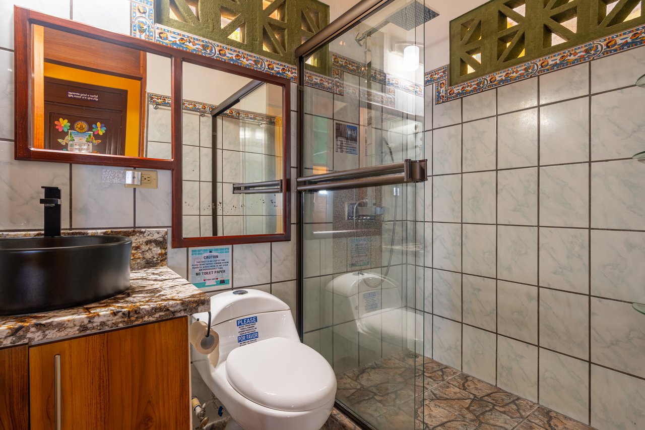 Casa Vista Harmonia, Legendary Ocean Views and Sustainable Living!