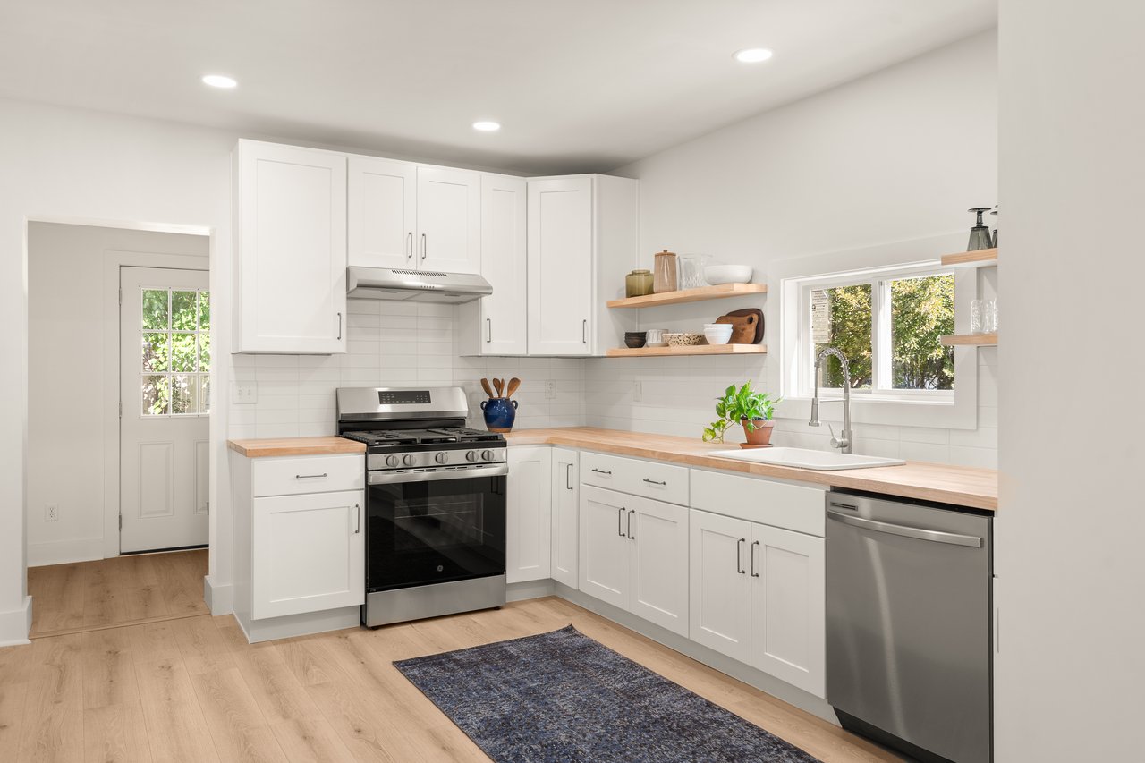 73 Colby Pl