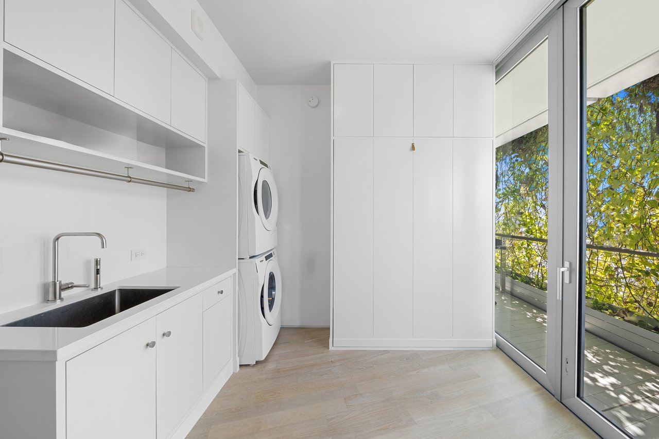Monad Terrace 11E