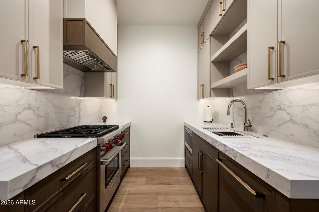 9245 E RIMROCK Drive