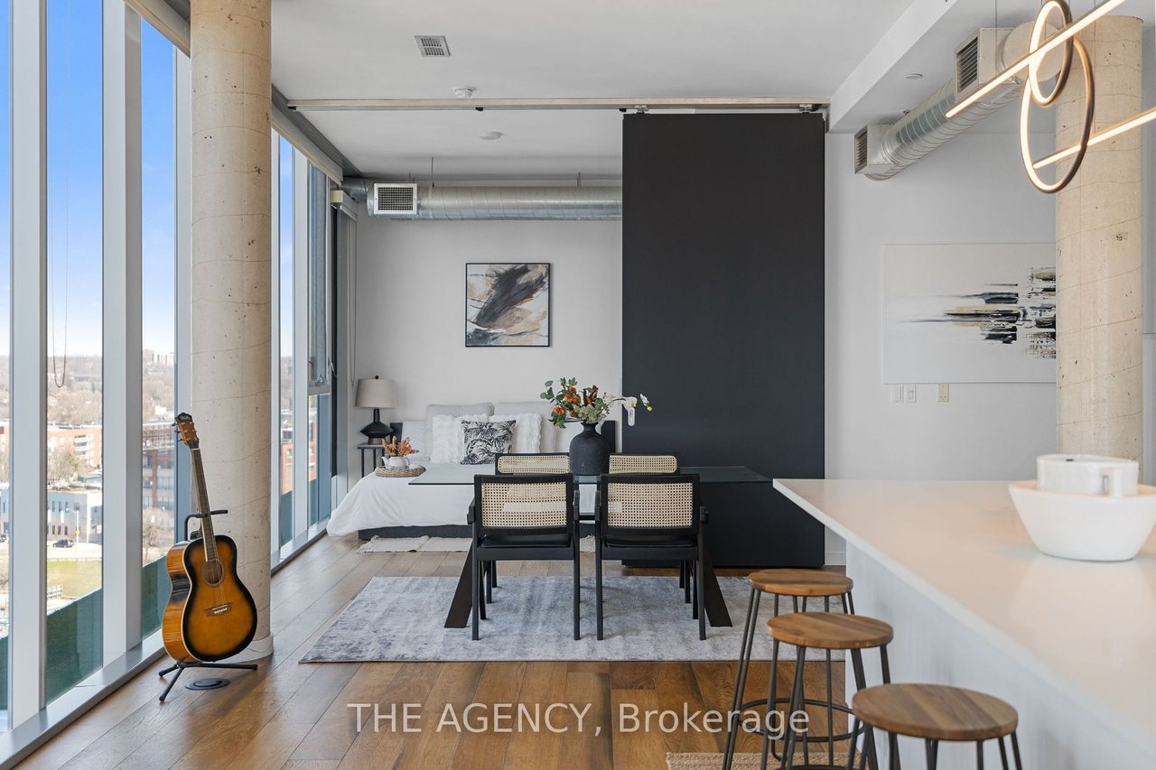 PENTHOUSE LIVING IN CORKTOWN