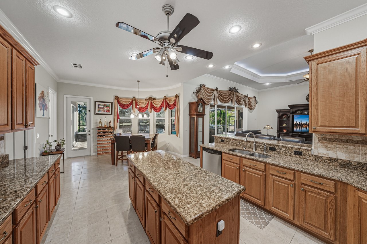 12852 GRAND TRAVERSE DR