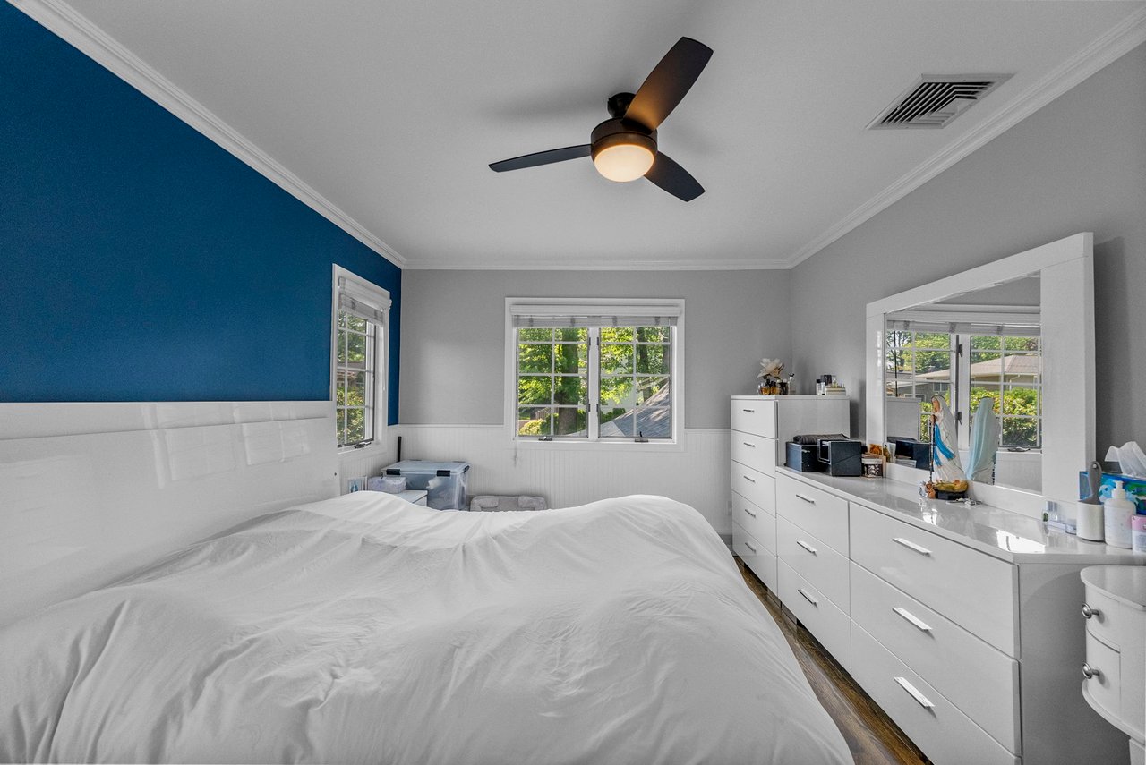 200 Hillside Ave, River Edge, NJ 07661