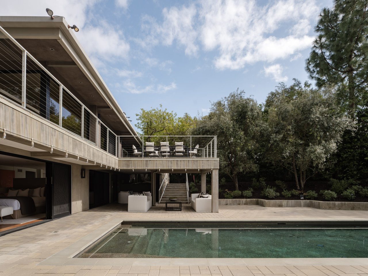 1575 Carla Rdg, Beverly Hills