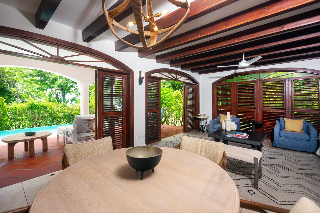 Villa 107, Manchineel