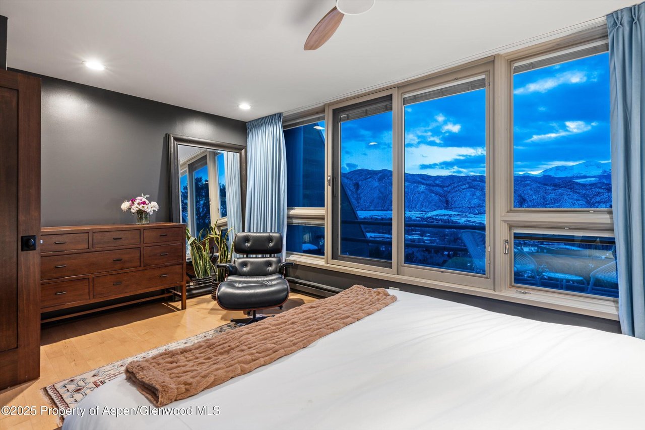 805 Pinon Dr, #1
