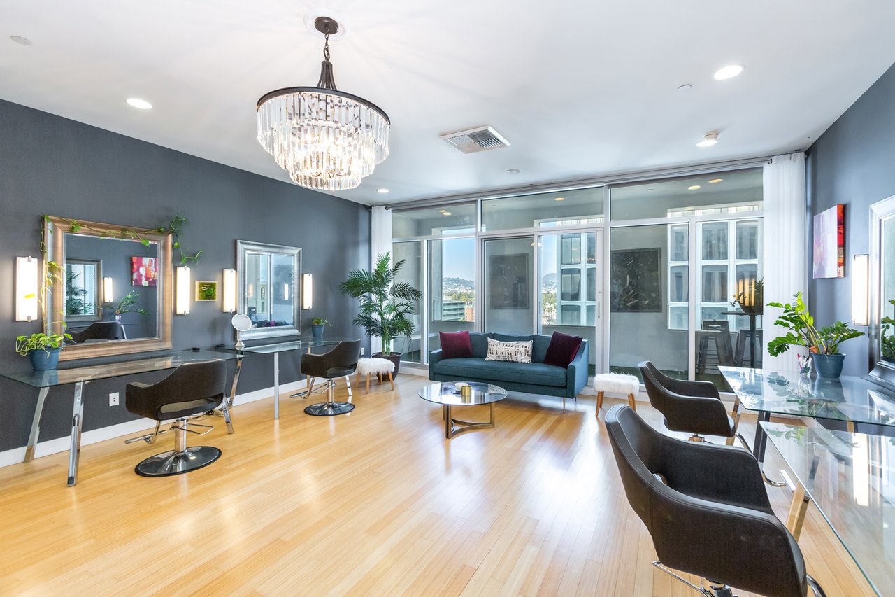 3810 Wilshire Blvd, #1002