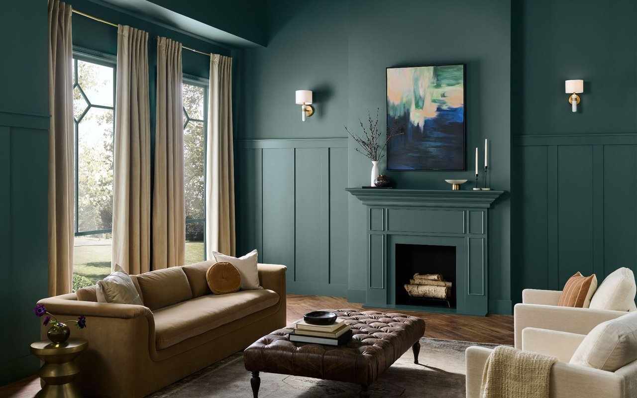 2026: A Year of “New Neutrals” and Statement-Making Hues (And How to Use Them in Lake Norman Luxury Homes)
