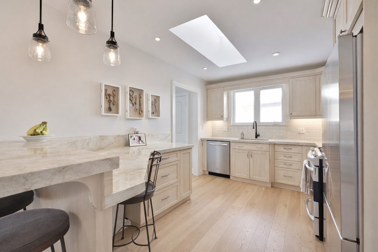 502 Bohemia Crescent, Oakville